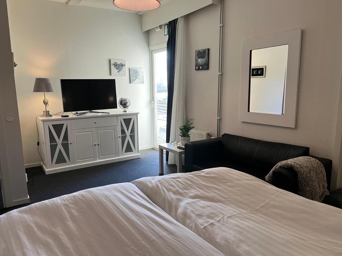 Bjoernlokan B&B Munka-Ljungby Exterior foto